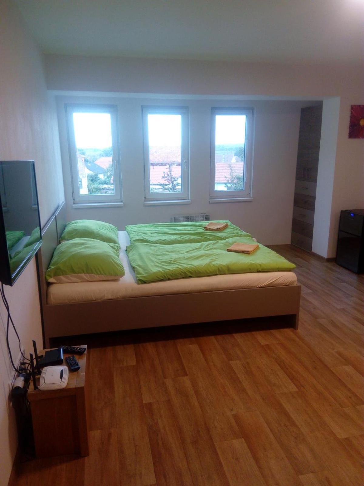 Apartman Pritluky - Zdenek Bukovsky Exteriér fotografie